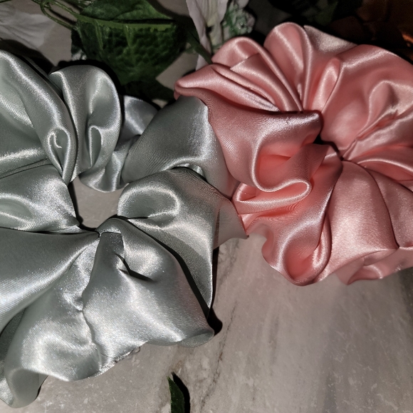 2 for 25! Giant satin scrunchies! - Picture 5 of 9